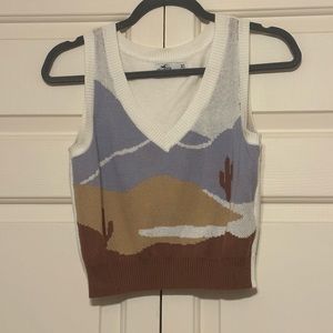 Hollister Women’s V-Neck Graphic Sweater Vest